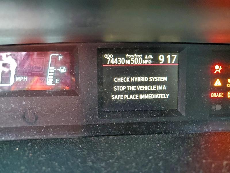 Photo 9 from auction – 2014 TOYOTA PRIUS C with VIN JTDKDTB3XE1562611
