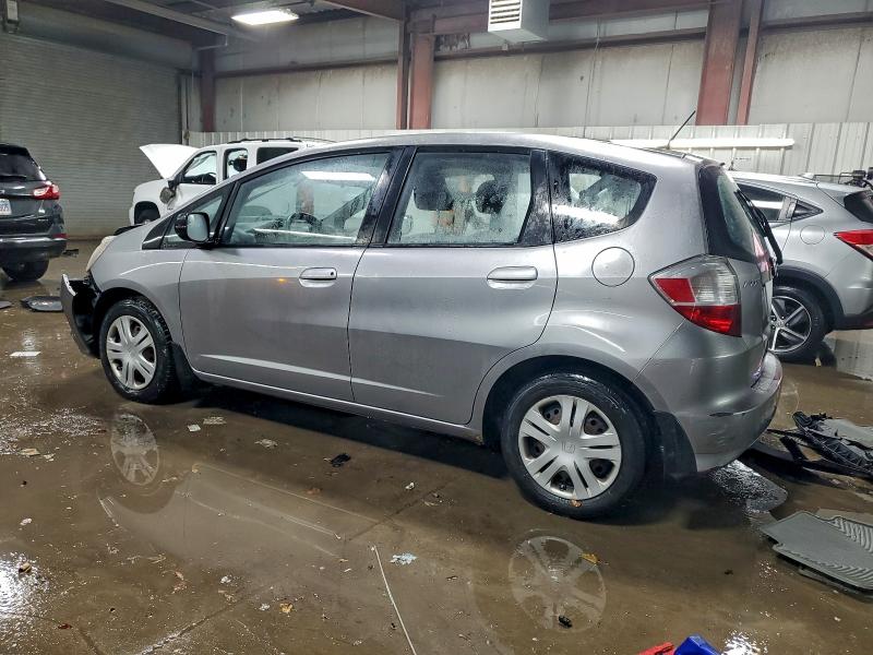 Photo 2 from auction – 2010 HONDA FIT with VIN JHMGE8H2XAC010019