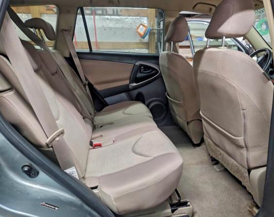 Photo 11 from auction – 2008 TOYOTA RAV4 with VIN JTMZD33V486061333