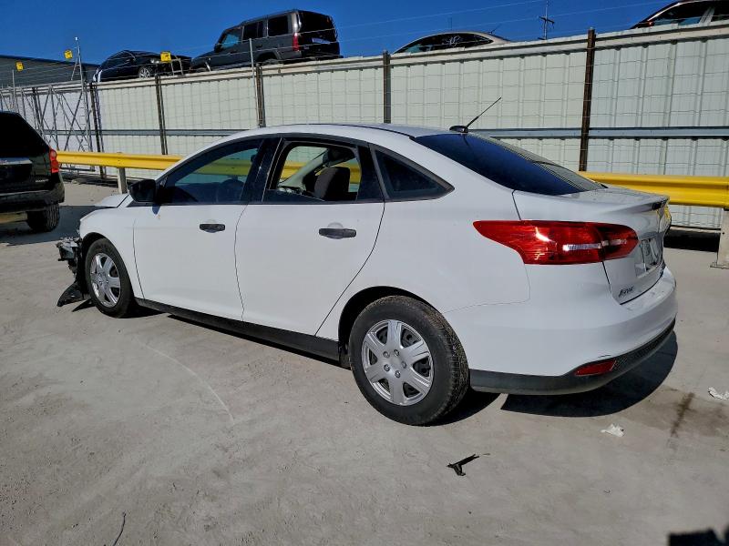 Photo 2 from auction – 2016 FORD FOCUS S with VIN 1FADP3E25GL264600