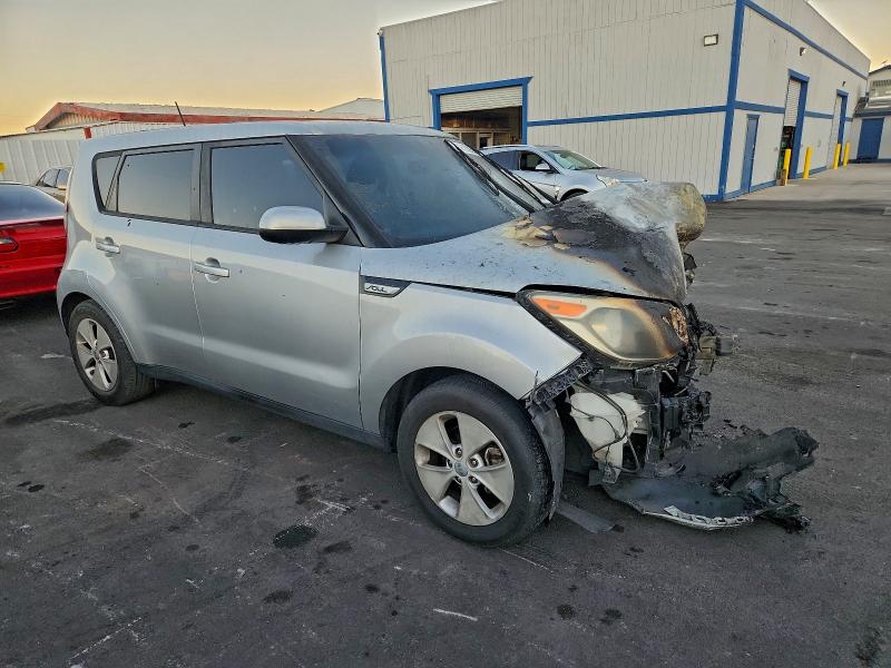 Photo 4 from auction – 2016 KIA SOUL with VIN KNDJN2A28G7845584
