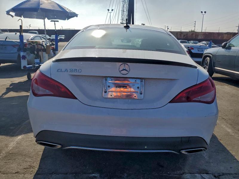 Photo 6 from auction – 2019 MERCEDES-BENZ CLA 250 with VIN WDDSJ4EB7KN758324
