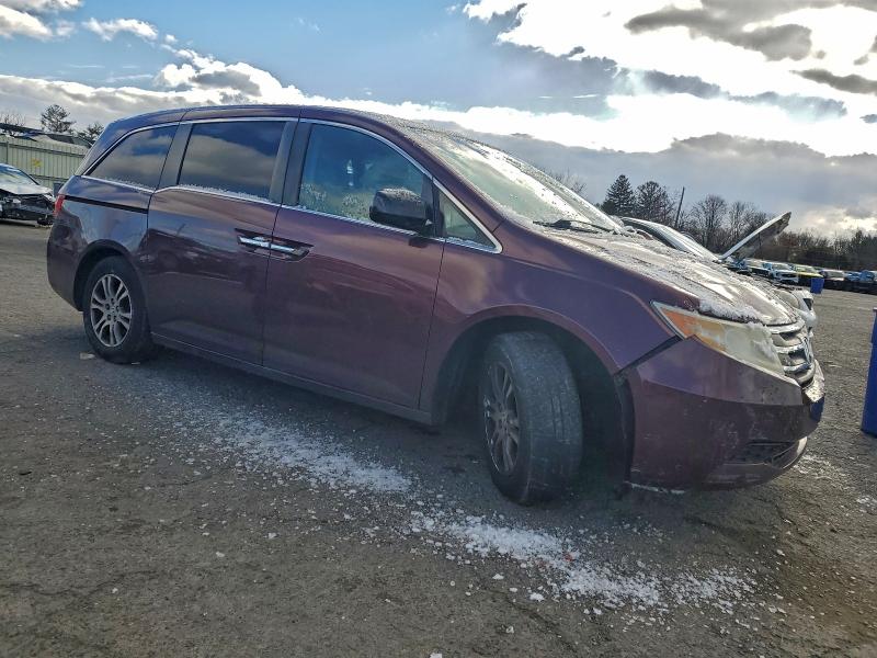 Photo 4 from auction – 2012 HONDA ODYSSEY with VIN 5FNRL5H67CB122428