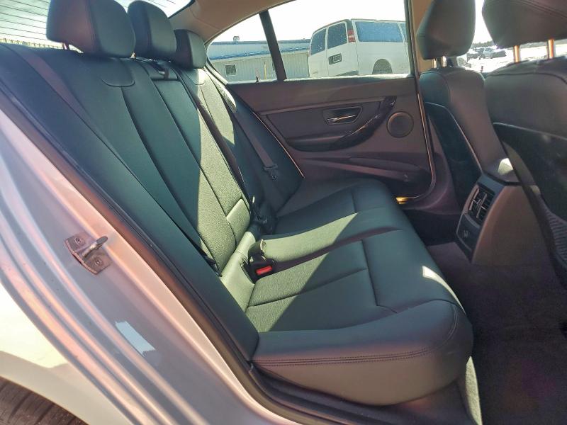 Photo 10 from auction – 2015 BMW 328 I with VIN WBA3A5G52FNS88363
