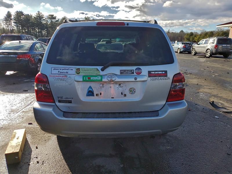 Photo 6 from auction – 2004 TOYOTA HIGHLANDER with VIN JTEEP21A340046153