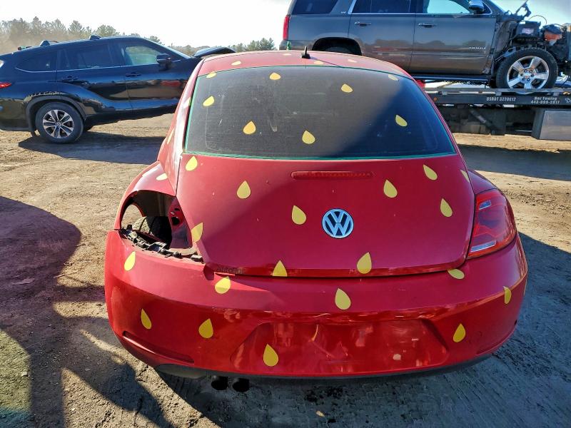 Photo 6 from auction – 2013 VOLKSWAGEN BEETLE with VIN 3VWJP7AT0DM678197