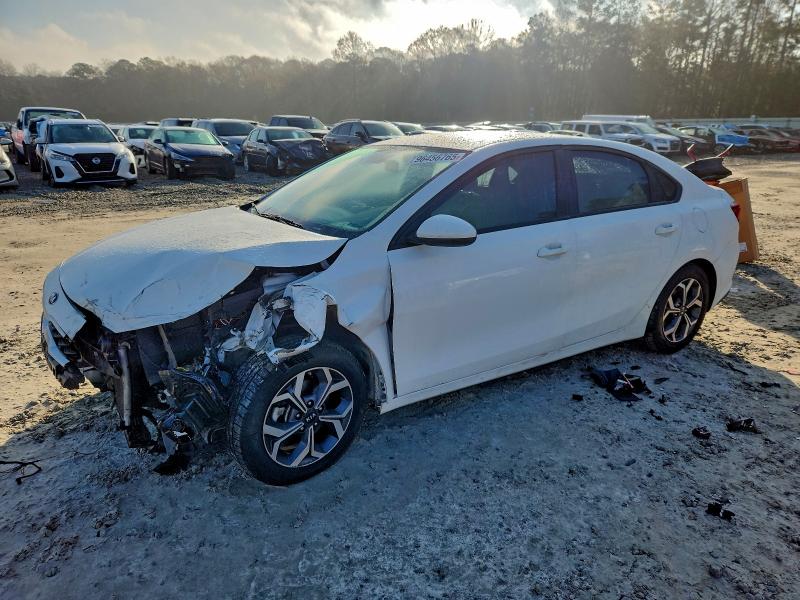 KIA FORTE FE 2019 with VIN 3KPF24AD7KE116187 - Photo from auction