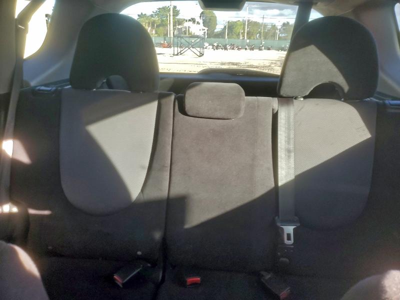 Photo 10 from auction – 2007 HONDA FIT S with VIN JHMGD37617S041636