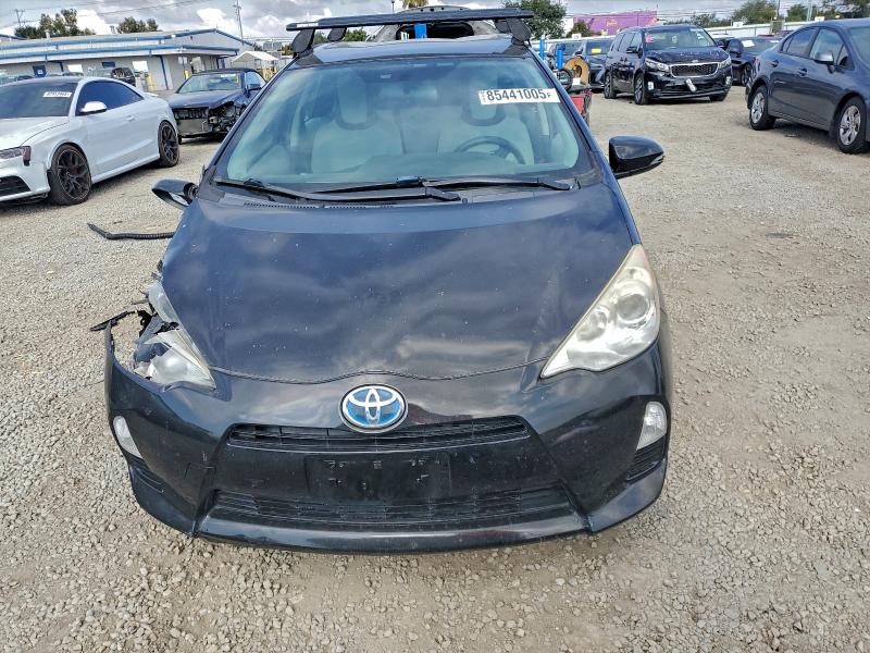 Photo 5 from auction – 2012 TOYOTA PRIUS C with VIN JTDKDTB35C1510753