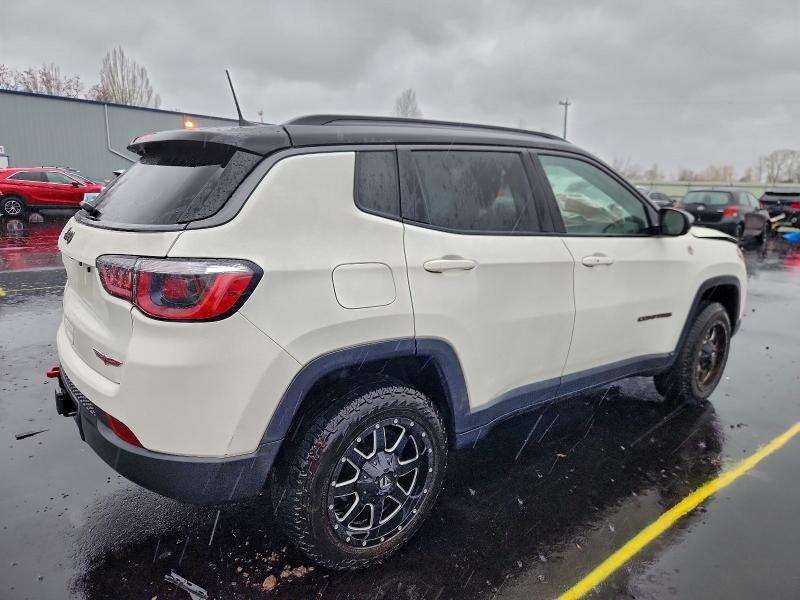 Photo 3 from auction – 2018 JEEP COMPASS TR with VIN 3C4NJDDB2JT130291