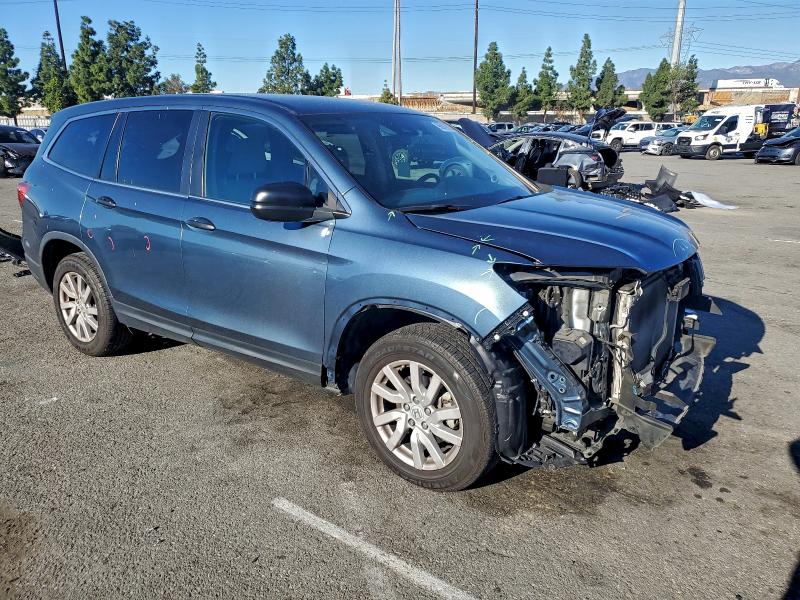 Photo 4 from auction – 2019 HONDA PILOT LX with VIN 5FNYF5H16KB024030