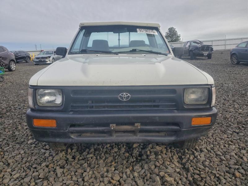 Photo 5 from auction – 1995 TOYOTA PICKUP 1/2 with VIN JT4RN81A3S5205106