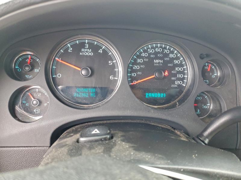 Photo 9 from auction – 2008 CHEVROLET SUBURBAN K with VIN 1GNFK16348R227900