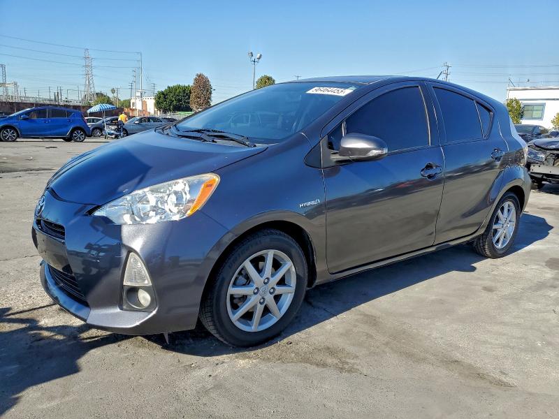 Photo 1 from auction – 2014 TOYOTA PRIUS C with VIN JTDKDTB36E1083067