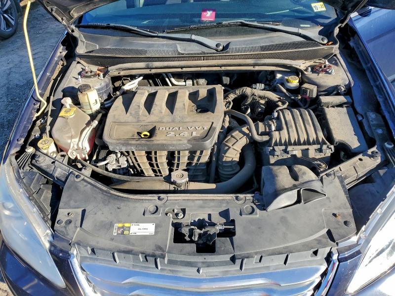 Photo 11 from auction – 2014 CHRYSLER 200 TOURIN with VIN 1C3BCBEB6EN132314