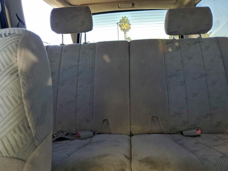 Photo 10 from auction – 2001 TOYOTA 4RUNNER SR with VIN JT3GN86R210205314