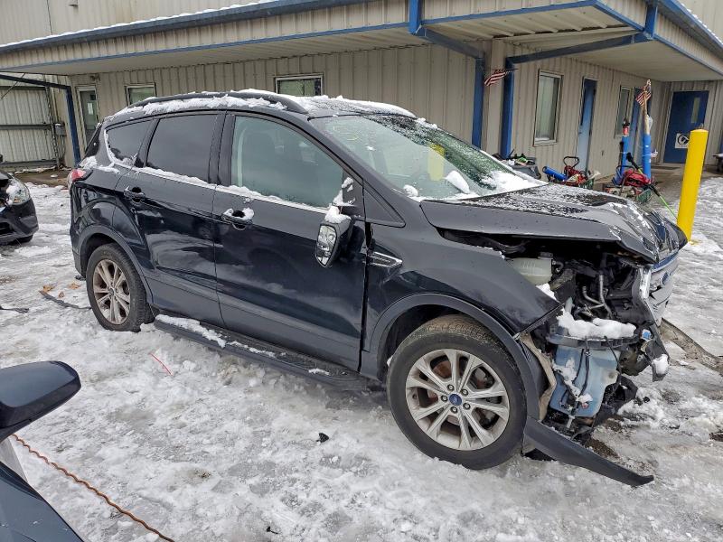 Photo 4 from auction – 2018 FORD ESCAPE SE with VIN 1FMCU9GD1JUB38649