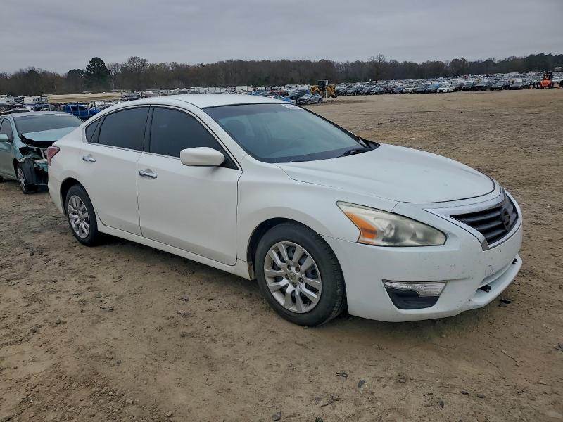 Photo 4 from auction – 2015 NISSAN ALTIMA with VIN 1N4AL3AP7FN395000