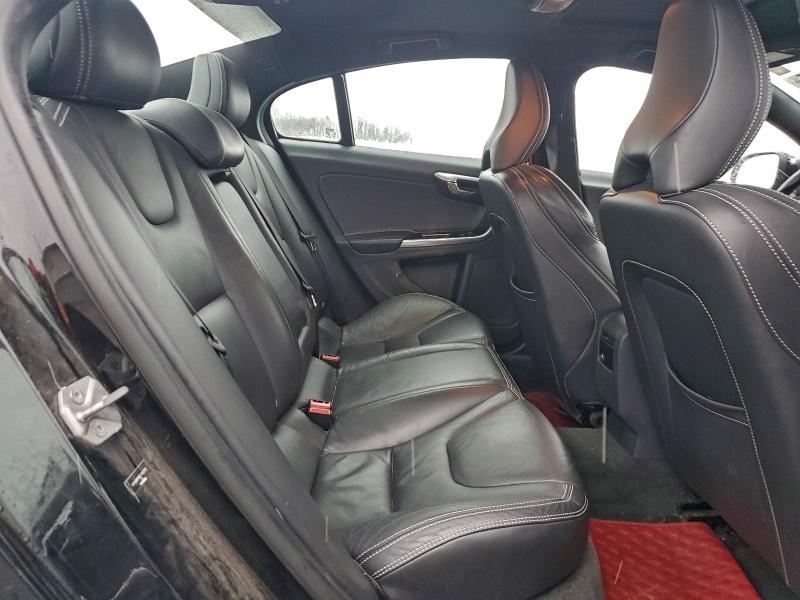 Photo 10 from auction – 2015 VOLVO S60 PLATIN with VIN YV149MFM8F1342379