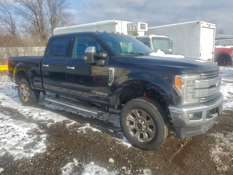 Photo 4 from auction – 2017 FORD F350 SUPER with VIN 1FT8W3BT4HEF08996