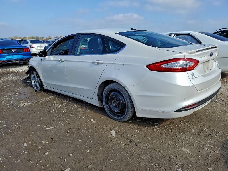 Photo 2 from auction – 2014 FORD FUSION SE with VIN 3FA6P0HD2ER135572
