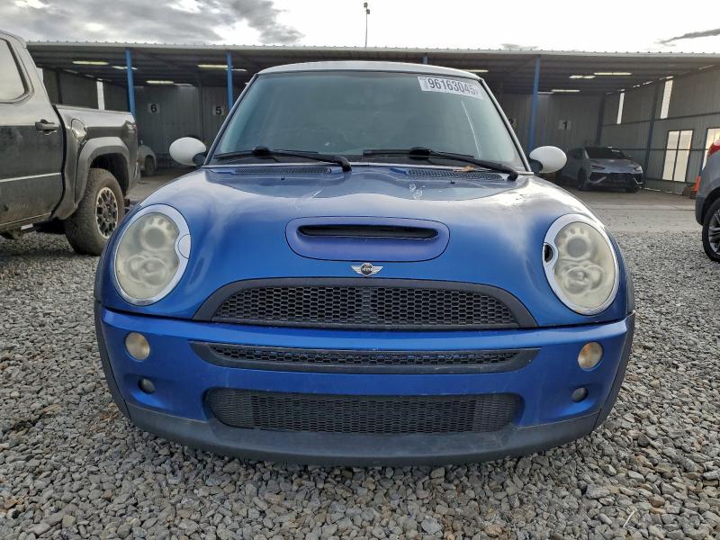 Photo 5 from auction – 2005 MINI COOPER S with VIN WMWRE33555TL12383