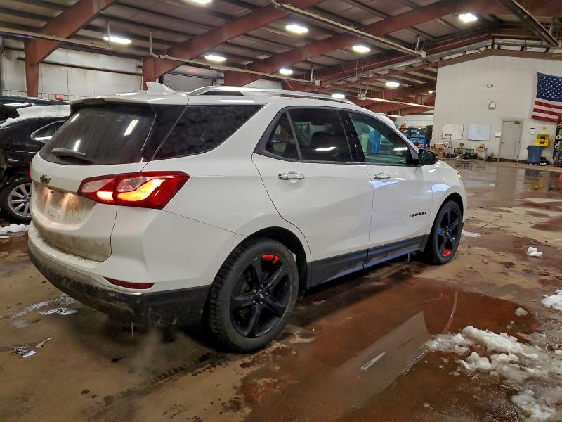Photo 3 from auction – 2020 CHEVROLET EQUINOX with VIN 2GNAXNEV0L6145382