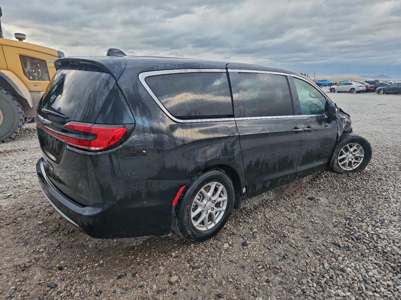 Photo 3 from auction – 2025 CHRYSLER PACIFICA S with VIN 2C4RC1BG9SR561031