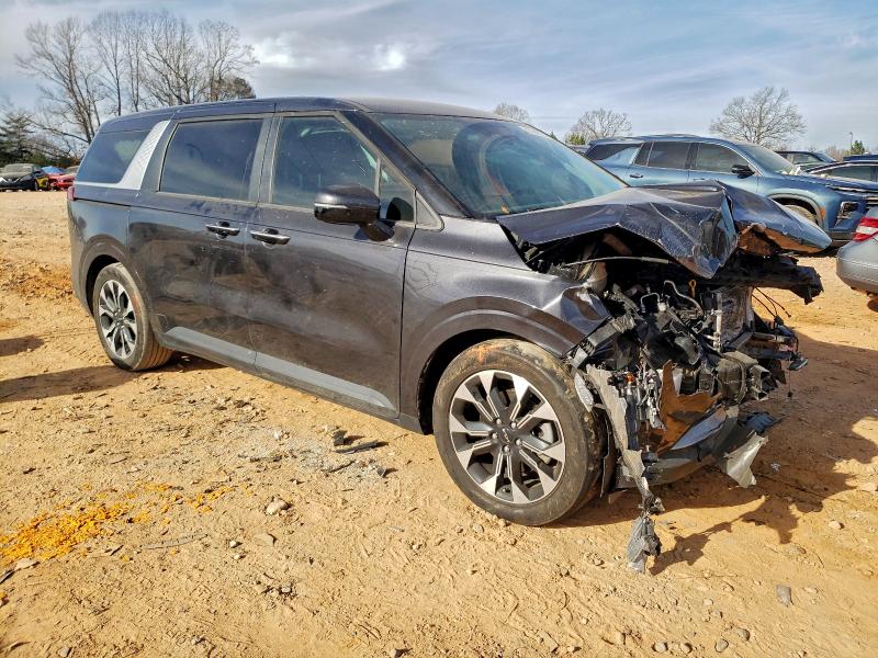 Photo 4 from auction – 2022 KIA CARNIVAL E with VIN KNDNC5H31N6148784