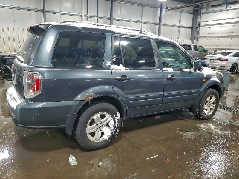 Photo 3 from auction – 2006 HONDA PILOT LX with VIN 5FNYF28136B022577