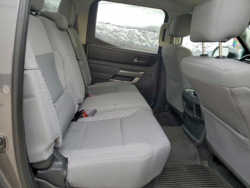 Photo 10 from auction – 2022 TOYOTA TUNDRA with VIN 5TFLA5DB4NX044195