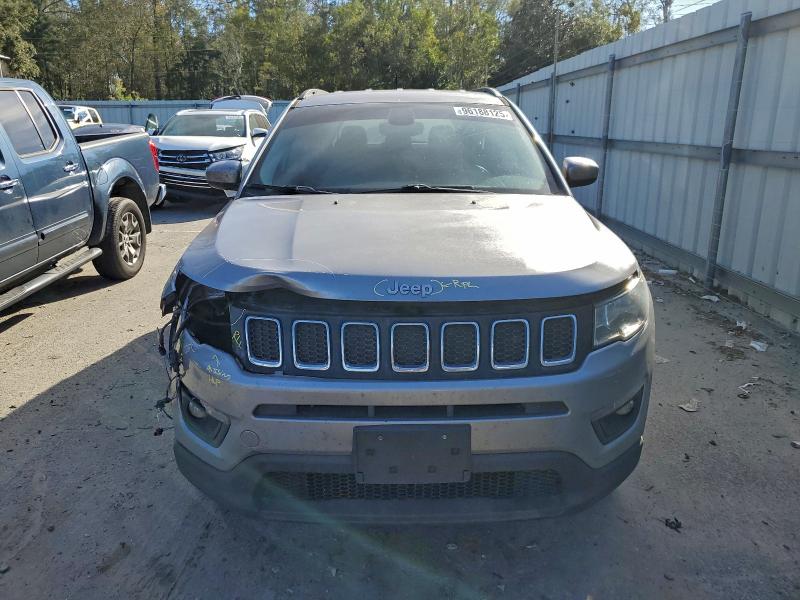 Photo 5 from auction – 2017 JEEP COMPASS with VIN 3C4NJDBB3HT680192