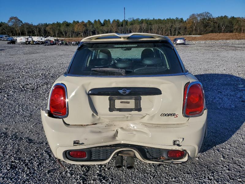 Photo 6 from auction – 2016 MINI COOPER S with VIN WMWXU3C54G2D29214
