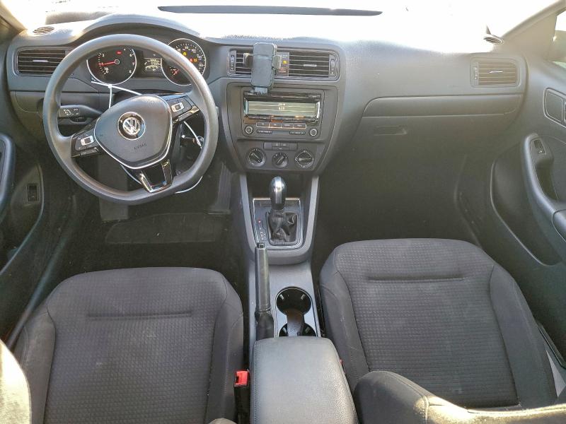 Photo 8 from auction – 2015 VOLKSWAGEN JETTA BASE with VIN 3VW2K7AJ4FM250010