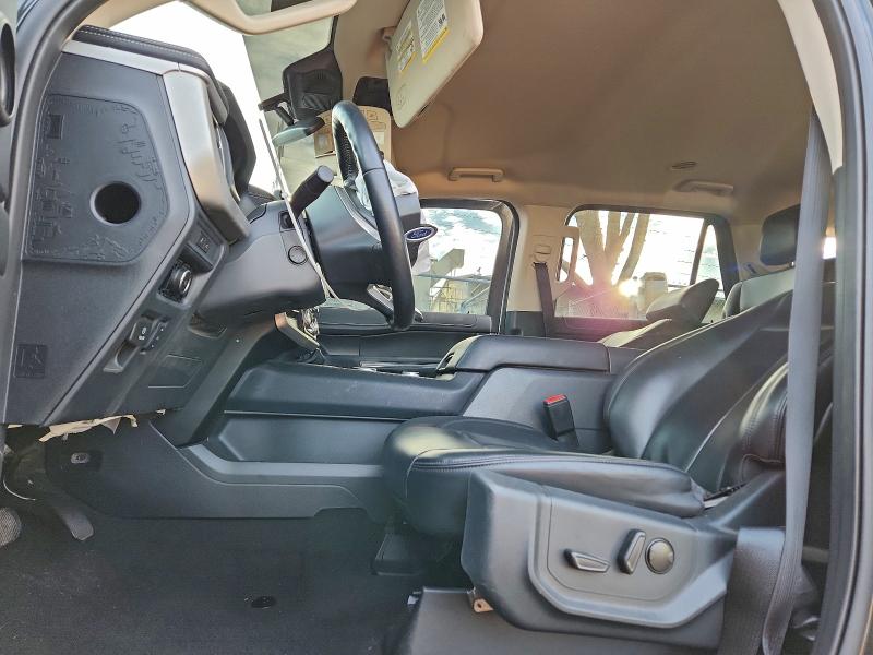 Photo 7 from auction – 2023 FORD EXPEDITION with VIN 1FMJU1J87PEA65844