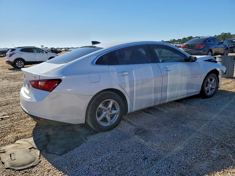 Photo 3 from auction – 2016 CHEVROLET MALIBU LS with VIN 1G1ZB5ST4GF344176