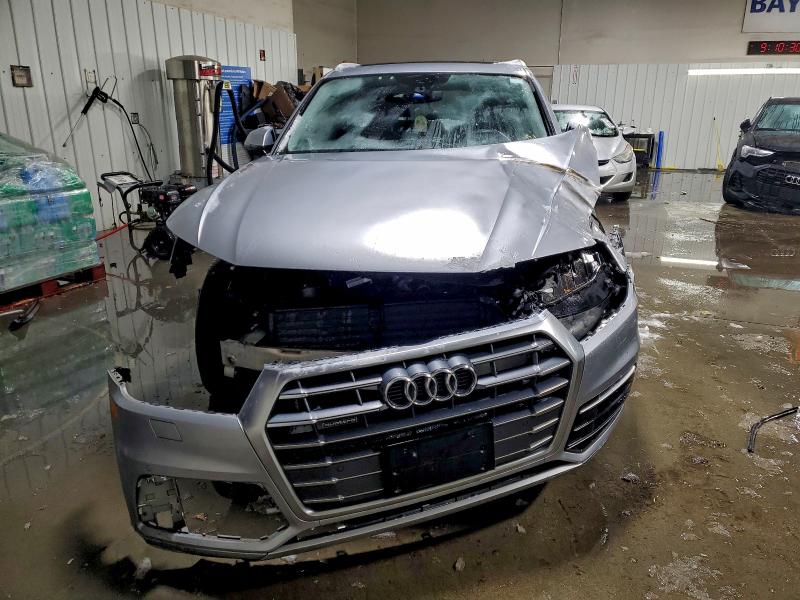Photo 5 from auction – 2018 AUDI Q5 PREMIUM with VIN WA1BNAFYXJ2217522