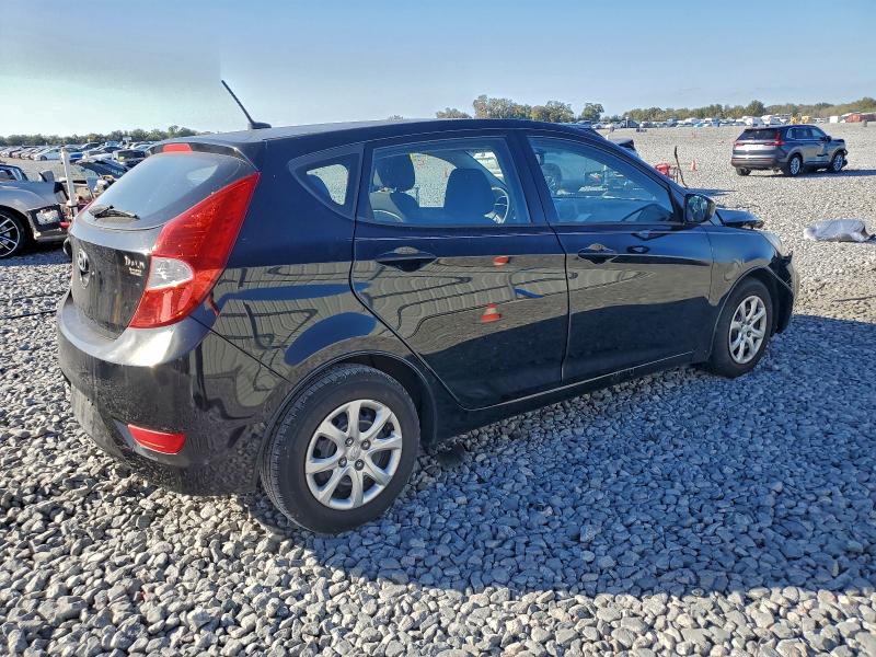 Photo 3 from auction – 2013 HYUNDAI ACCENT GLS with VIN KMHCT5AE9DU094367