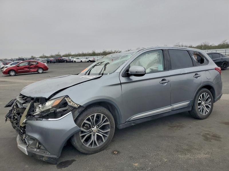MITSUBISHI OUTLANDER 2017 with VIN JA4AD3A39HZ044339 - Photo from auction