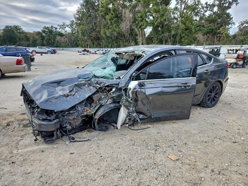 FORD FUSION SE 2019 with VIN 3FA6P0HD2KR146888 - Photo from auction