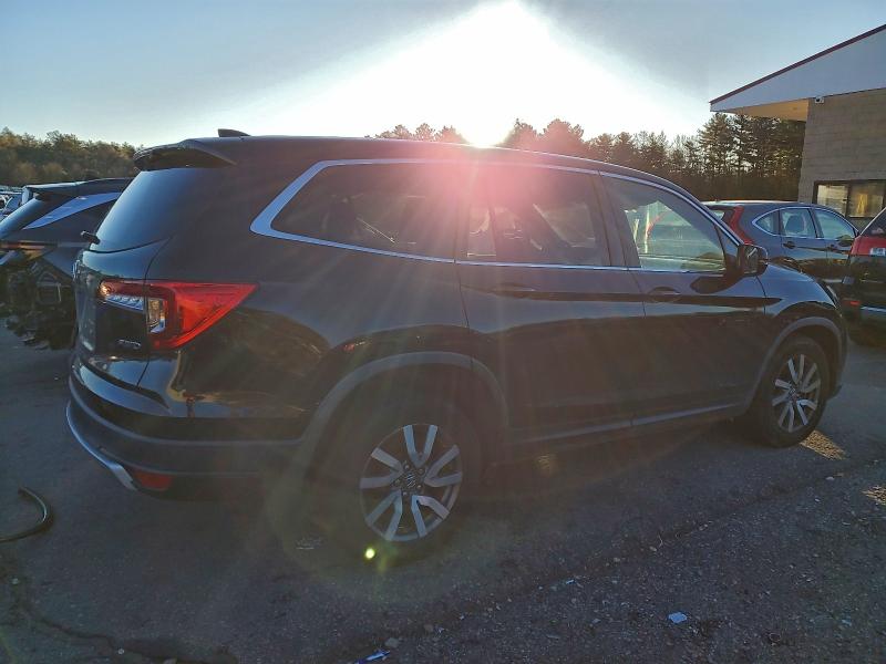 Photo 3 from auction – 2019 HONDA PILOT EXL with VIN 5FNYF6H57KB029973
