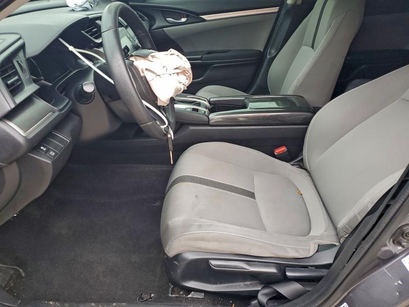 Photo 7 from auction – 2017 HONDA CIVIC LX with VIN 2HGFC2F53HH537695