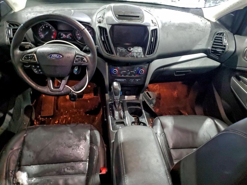 Photo 8 from auction – 2018 FORD ESCAPE SEL with VIN 1FMCU9HD2JUD19032