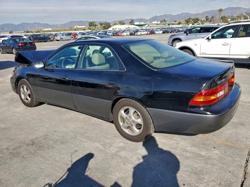 Photo 2 from auction – 1998 LEXUS ES 300 with VIN JT8BF28GXW5020545