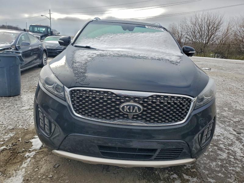 Photo 5 from auction – 2017 KIA SORENTO SX with VIN 5XYPKDA50HG327756