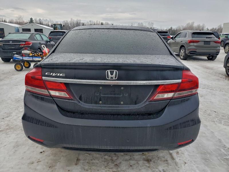 Photo 6 from auction – 2015 HONDA CIVIC LX with VIN 2HGFB2F53FH034393