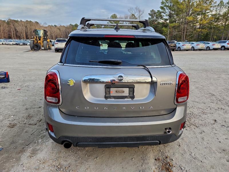 Photo 6 from auction – 2019 MINI COOPER S E with VIN WMZYU7C50K3F93645