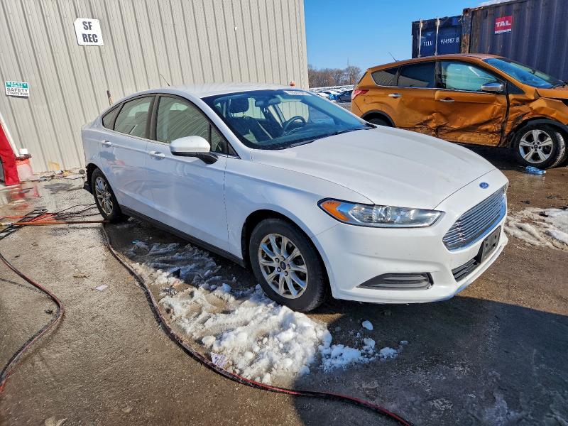 Photo 4 from auction – 2016 FORD FUSION S with VIN 3FA6P0G78GR325021