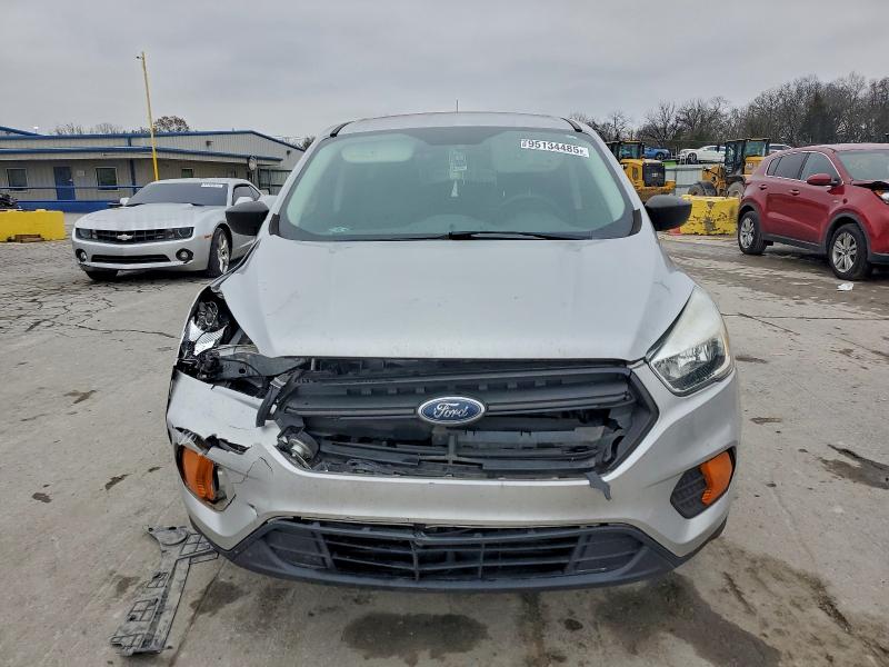 Photo 5 from auction – 2017 FORD ESCAPE with VIN 1FMCU0F72HUD04100