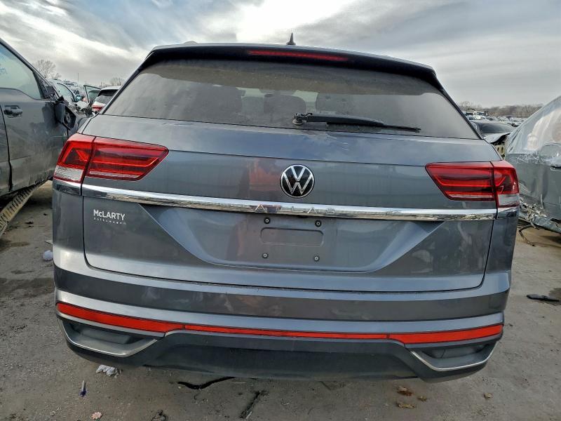 Photo 6 from auction – 2021 VOLKSWAGEN ATLAS CROS with VIN 1V2AC2CA2MC221341
